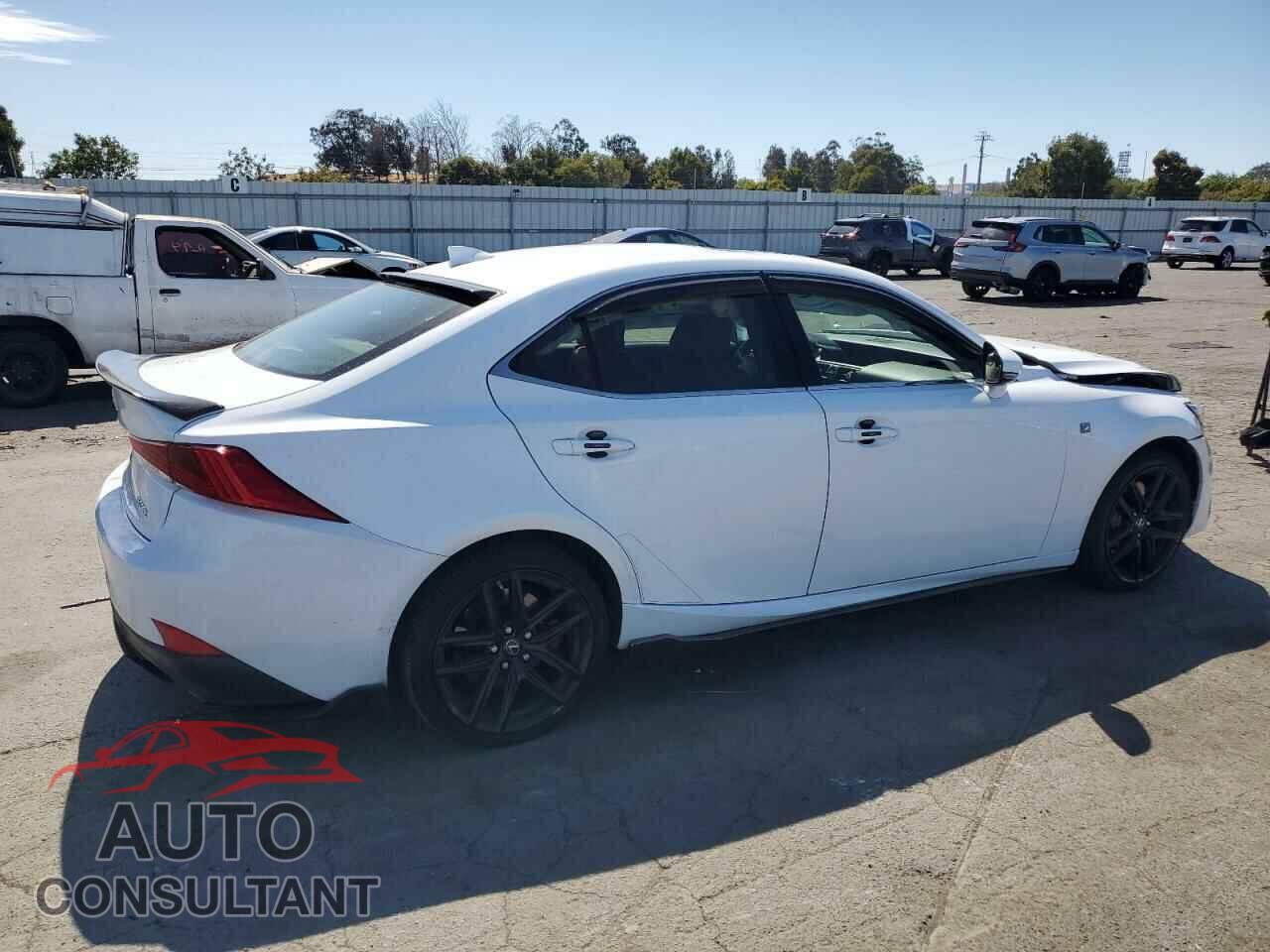 LEXUS IS 2017 - JTHBA1D23H5061556