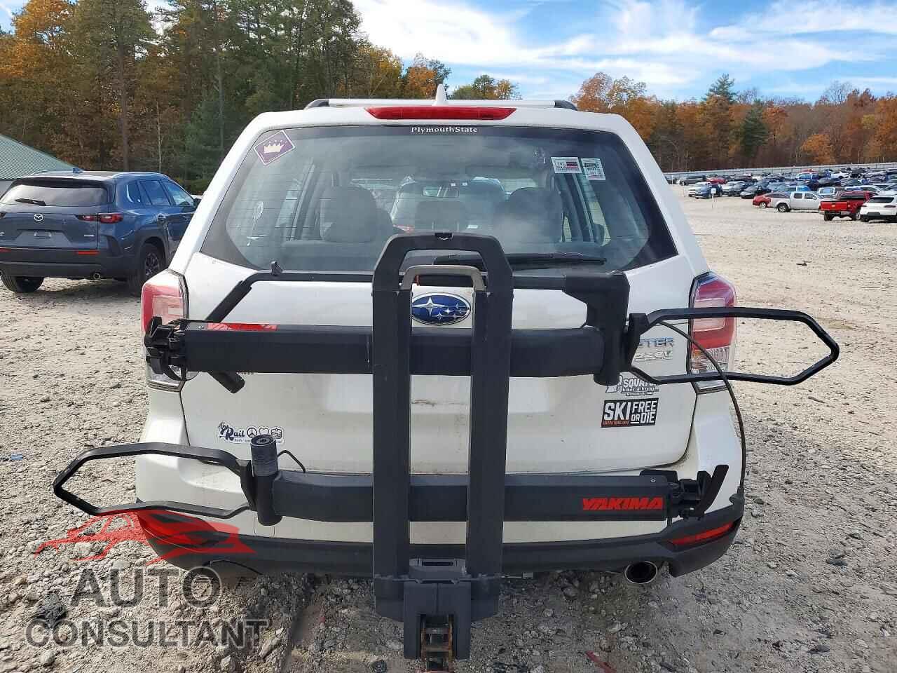 SUBARU FORESTER 2017 - JF2SJAAC0HG463197