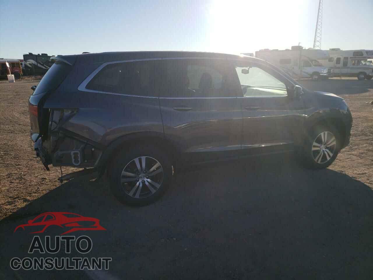 HONDA PILOT 2018 - 5FNYF5H86JB017767