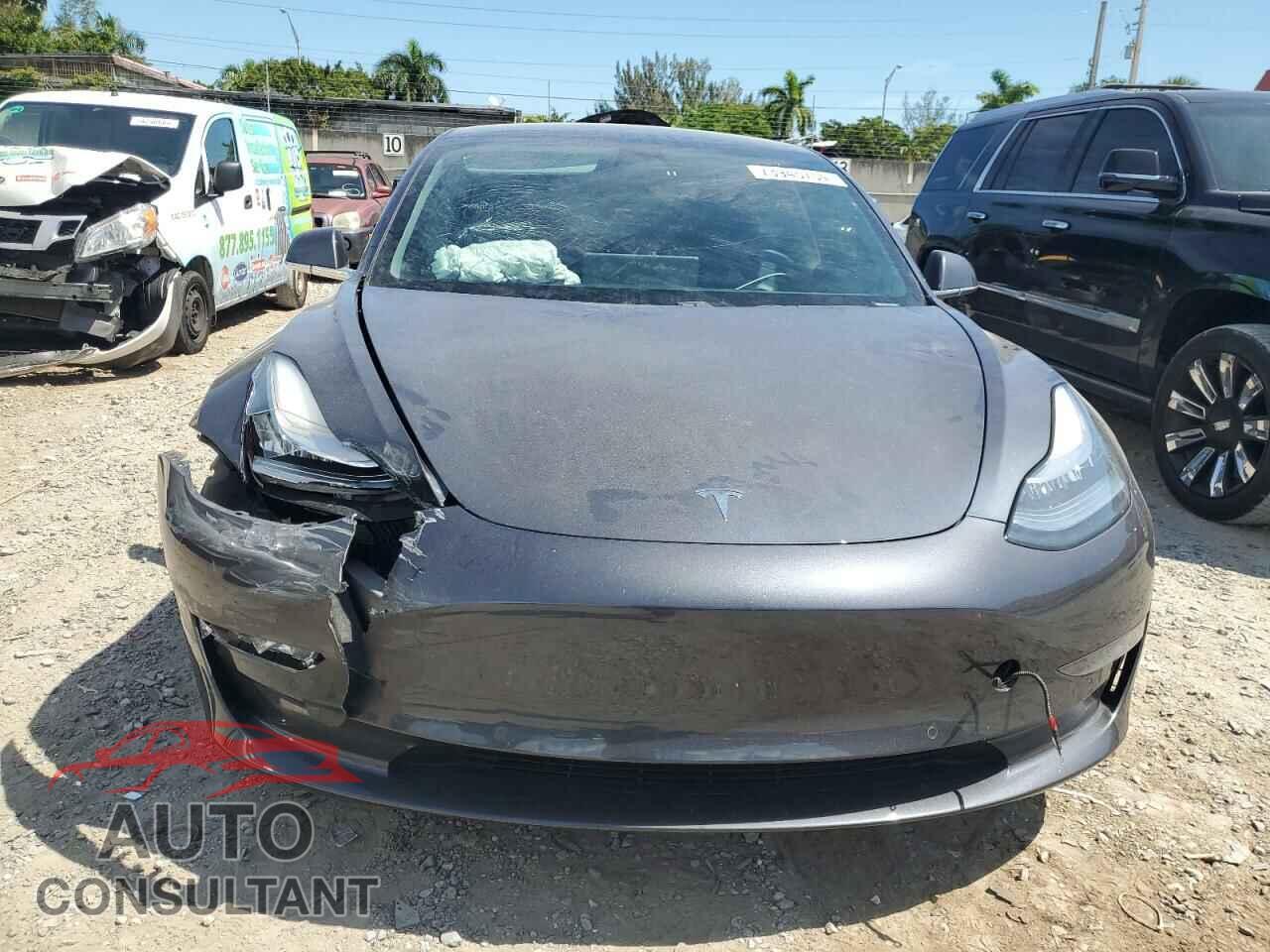 TESLA MODEL 3 2020 - 5YJ3E1EC7LF646844