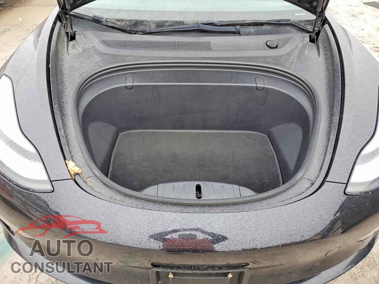 TESLA MODEL 3 2018 - 5YJ3E1EB4JF109319