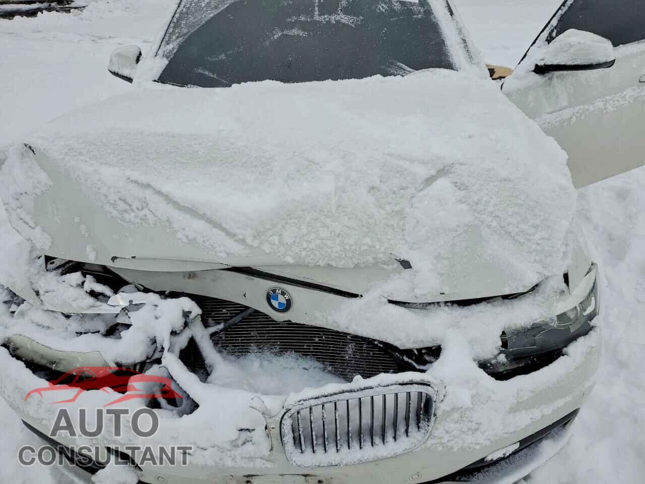 BMW 3 SERIES 2016 - WBA8E5G55GNU22178