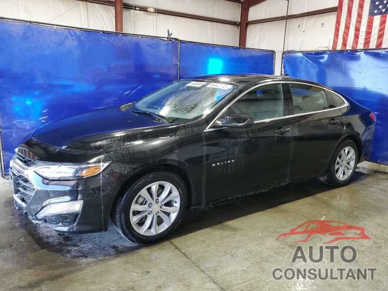 CHEVROLET MALIBU 2022 - 1G1ZD5ST4NF180578
