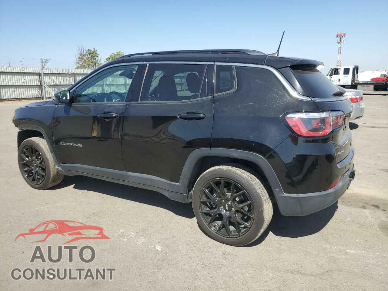 JEEP COMPASS 2018 - 3C4NJDBB4JT132174
