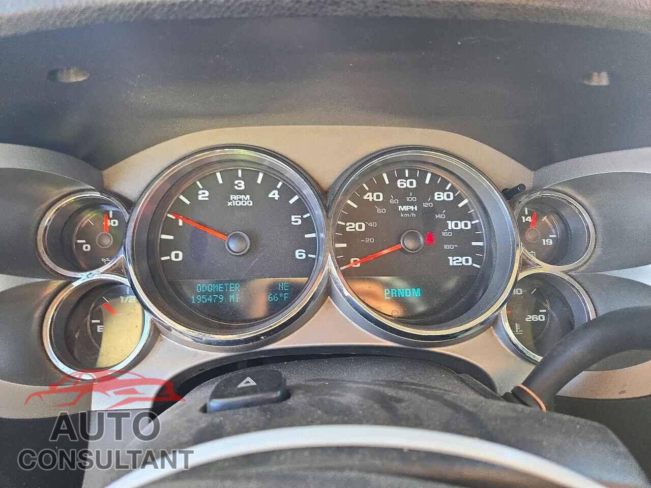 CHEVROLET SILVERADO 2010 - 1GCSKSE35AZ281274