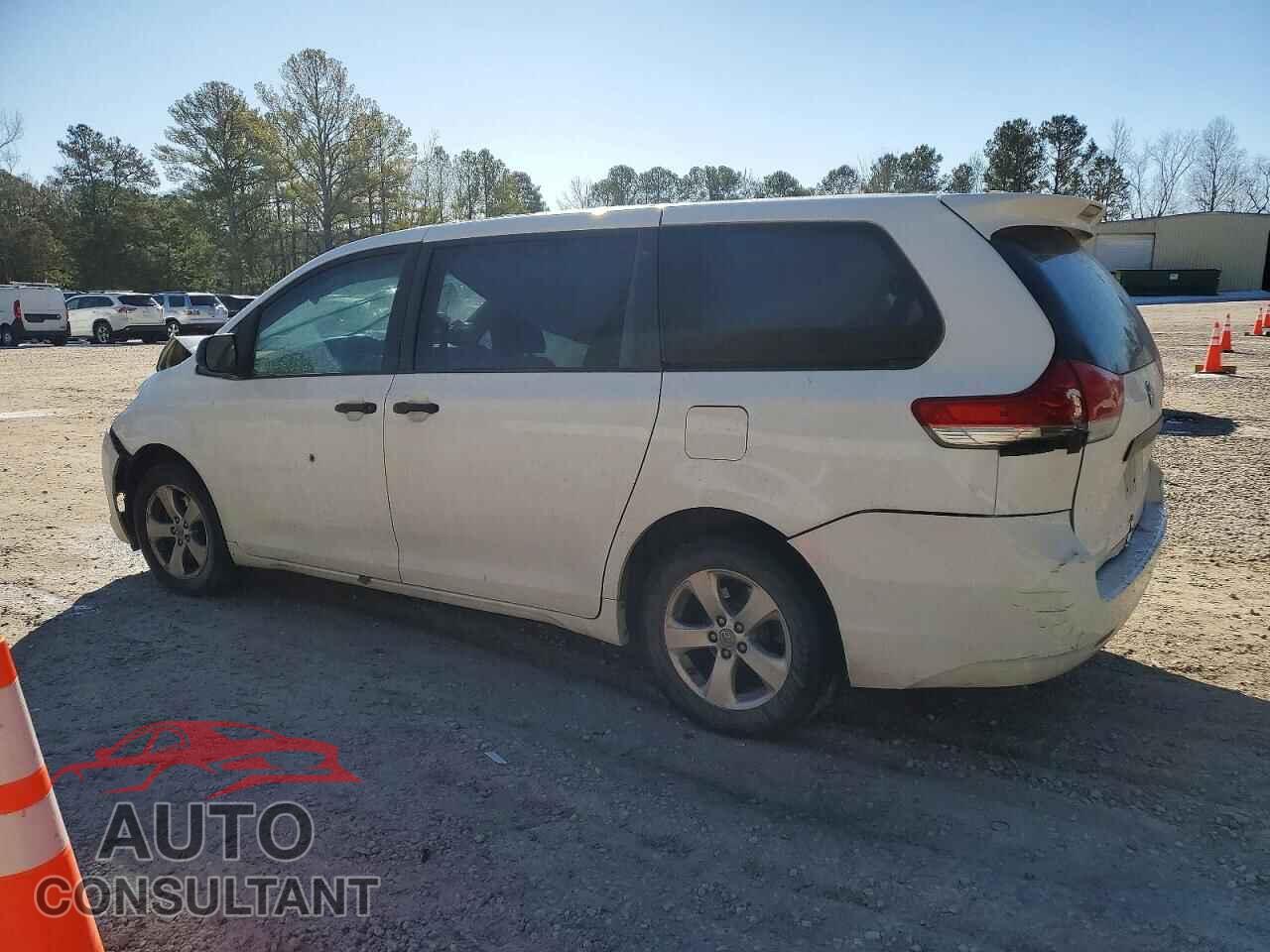 TOYOTA SIENNA 2012 - 5TDKA3DC0CS011237