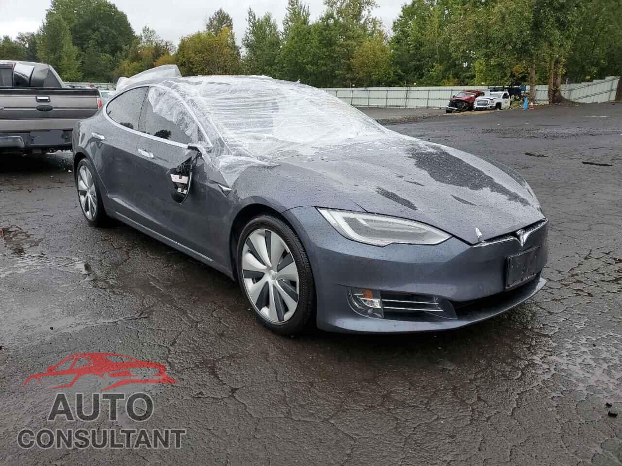 TESLA MODEL S 2021 - 5YJSA1E28MF423888