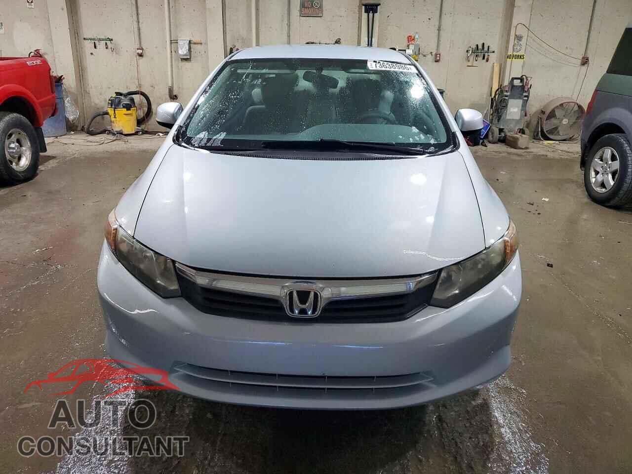 HONDA CIVIC 2012 - 2HGFB2F52CH591274