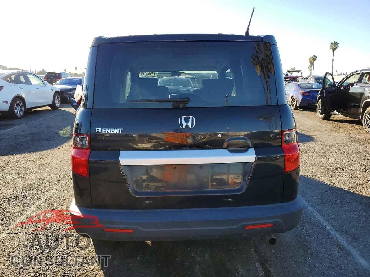 HONDA ELEMENT 2011 - 5J6YH1H32BL000657