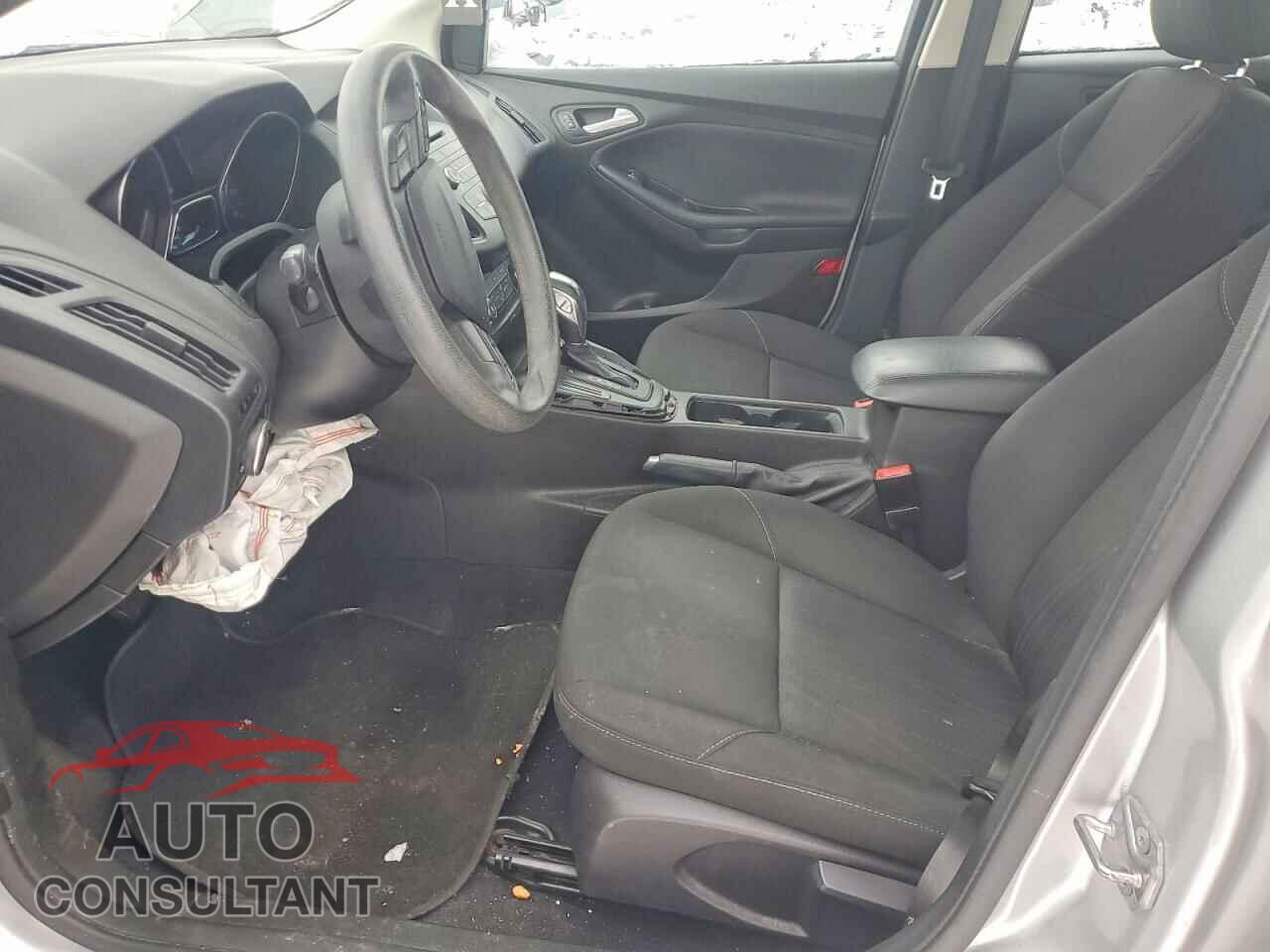 FORD FOCUS 2016 - 1FADP3F21GL288049