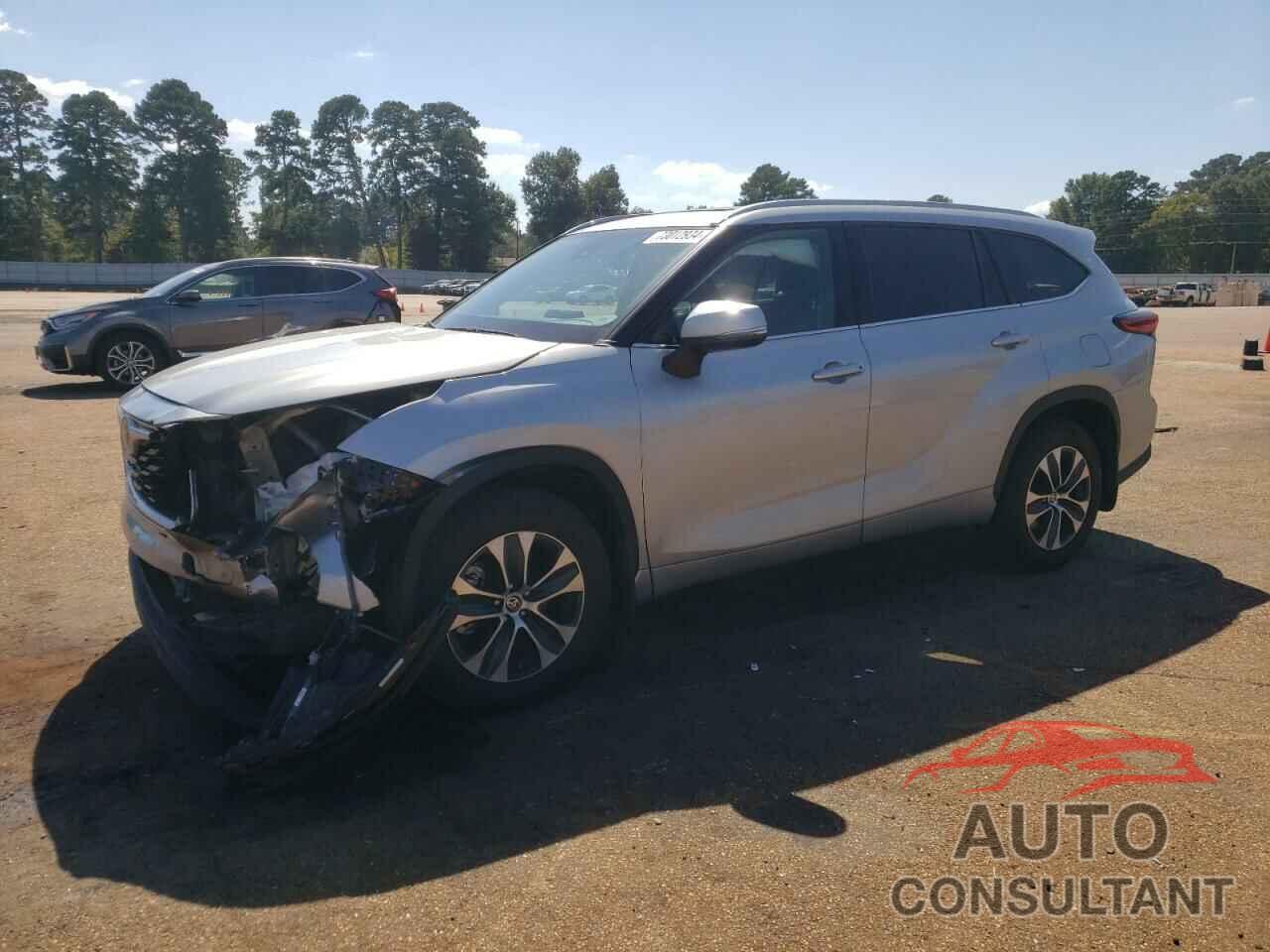 TOYOTA HIGHLANDER 2022 - 5TDHZRBH3NS225887