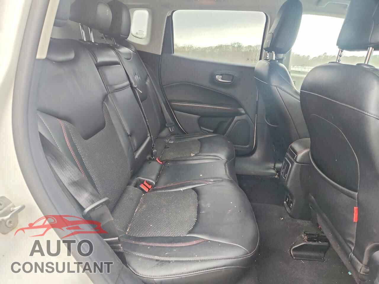 JEEP COMPASS 2017 - 3C4NJDDB2HT666068
