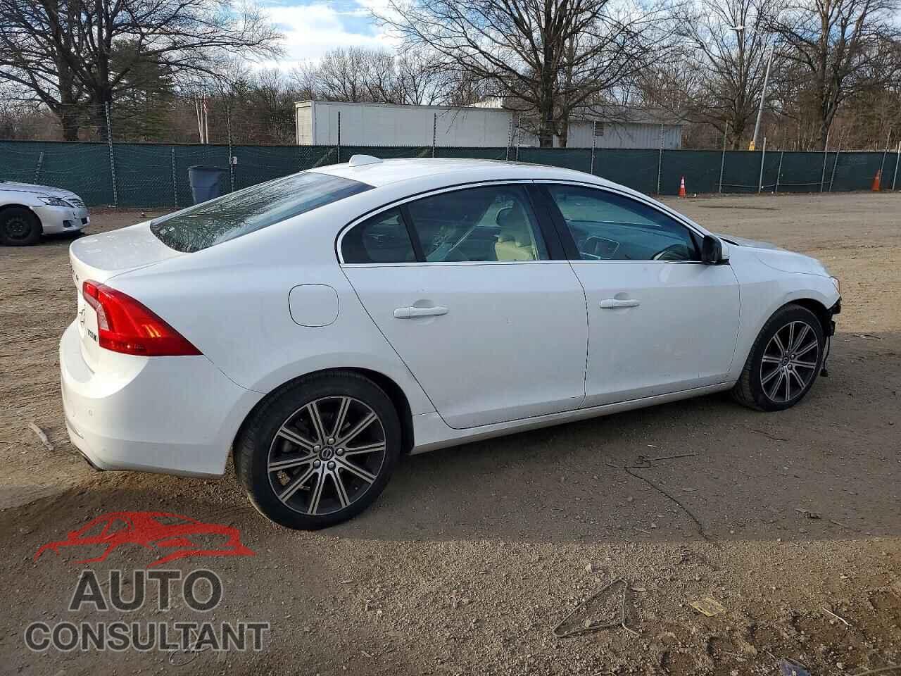 VOLVO S60 2018 - LYV402TK0JB174200