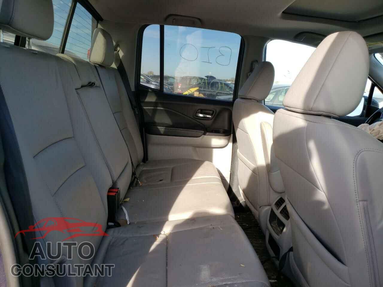HONDA RIDGELINE 2017 - 5FPYK3F7XHB008548