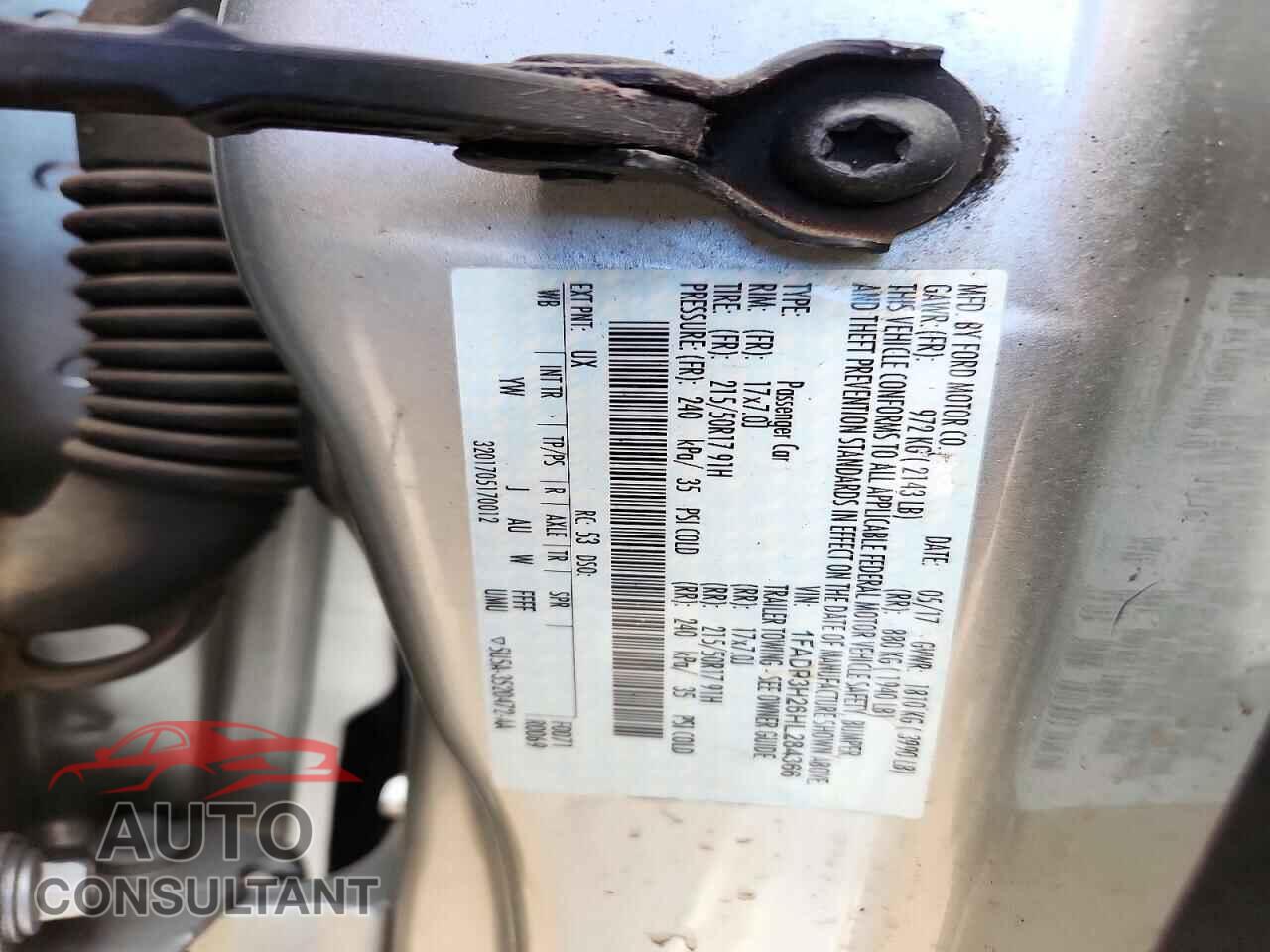 FORD FOCUS 2017 - 1FADP3H26HL284366