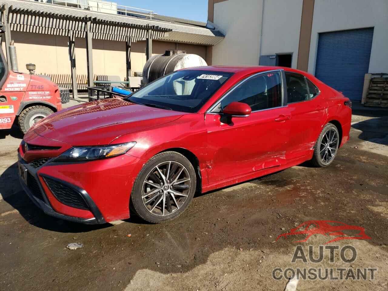 TOYOTA CAMRY 2022 - 4T1G11AK5NU037266