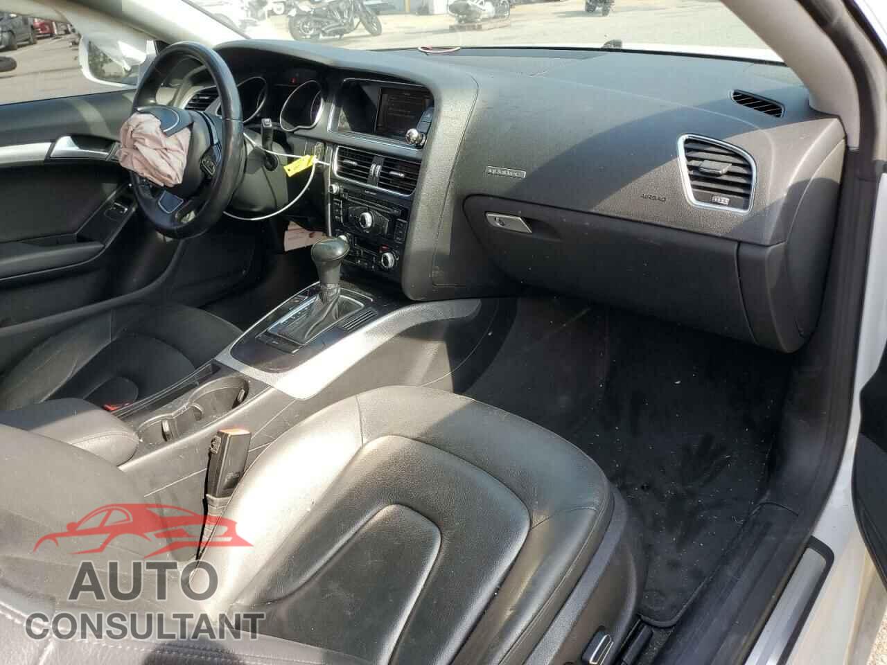 AUDI A5 2013 - WAULFAFR6DA002159