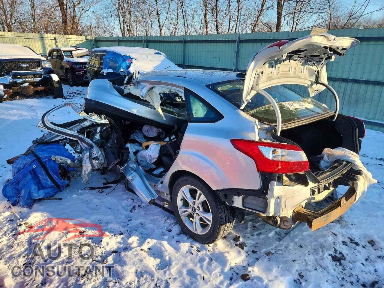 FORD FOCUS 2014 - 1FADP3F25EL181339