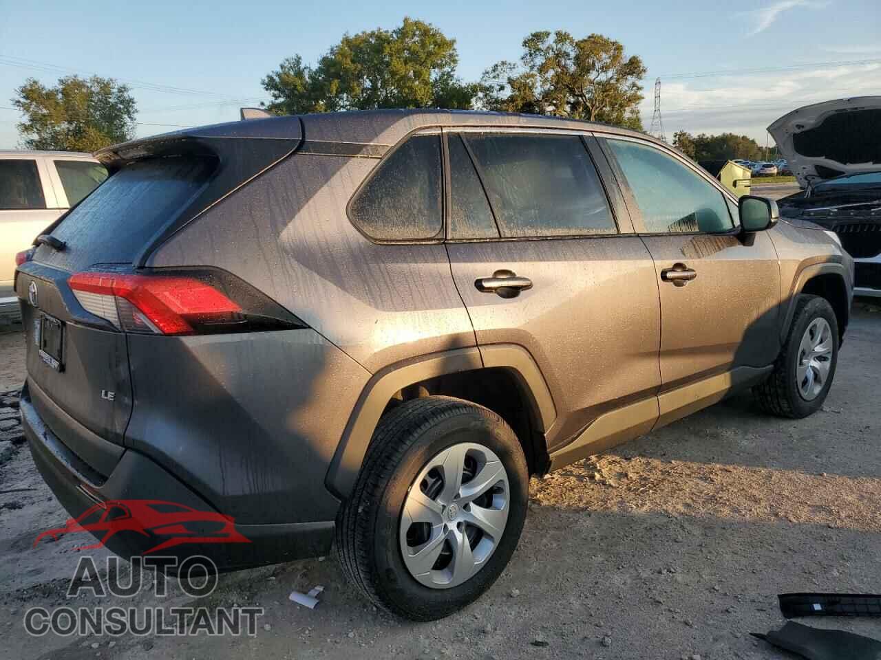 TOYOTA RAV4 2023 - 2T3H1RFV0PC244035