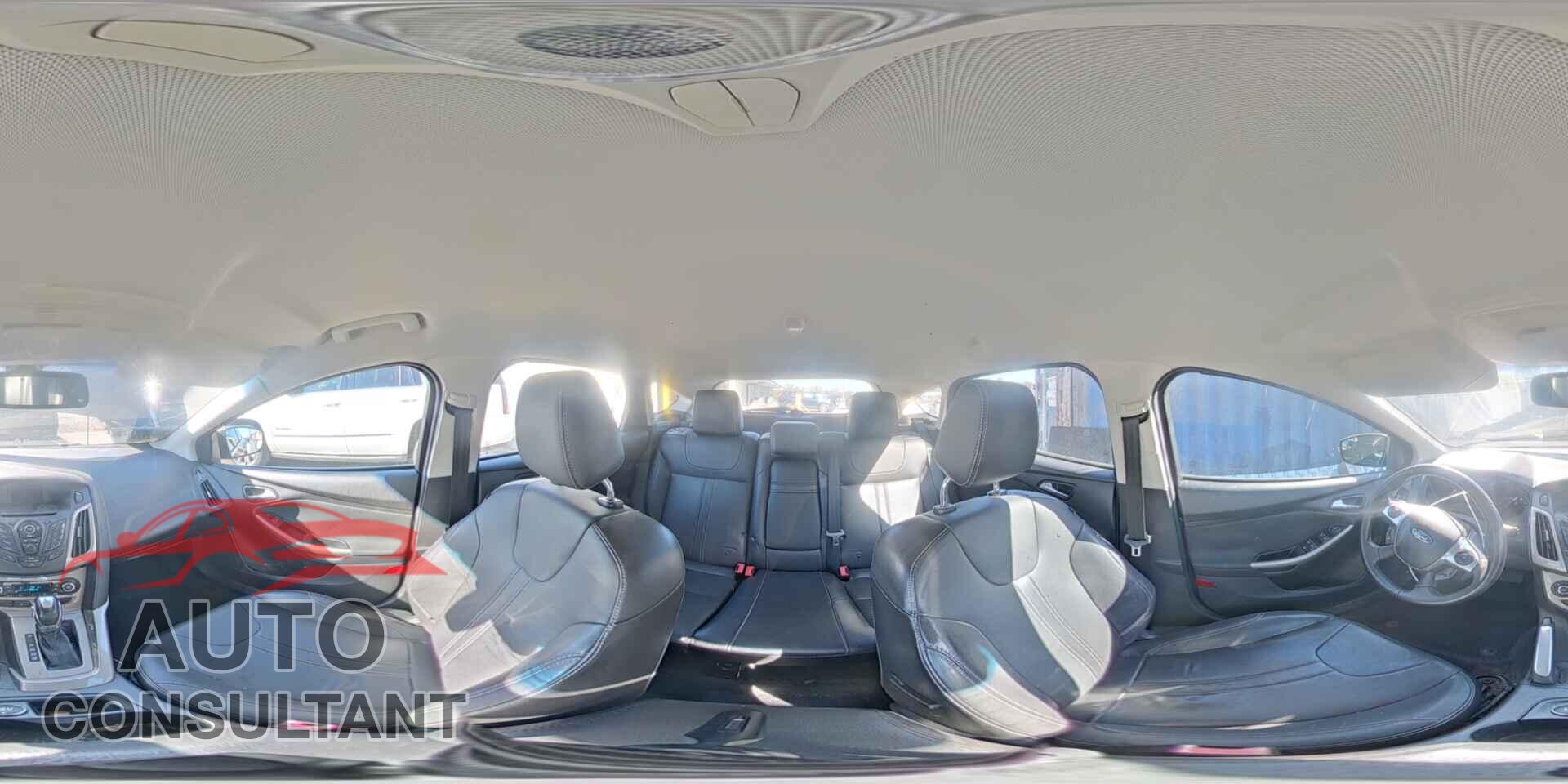 FORD FOCUS 2012 - 1FAHP3M27CL282903