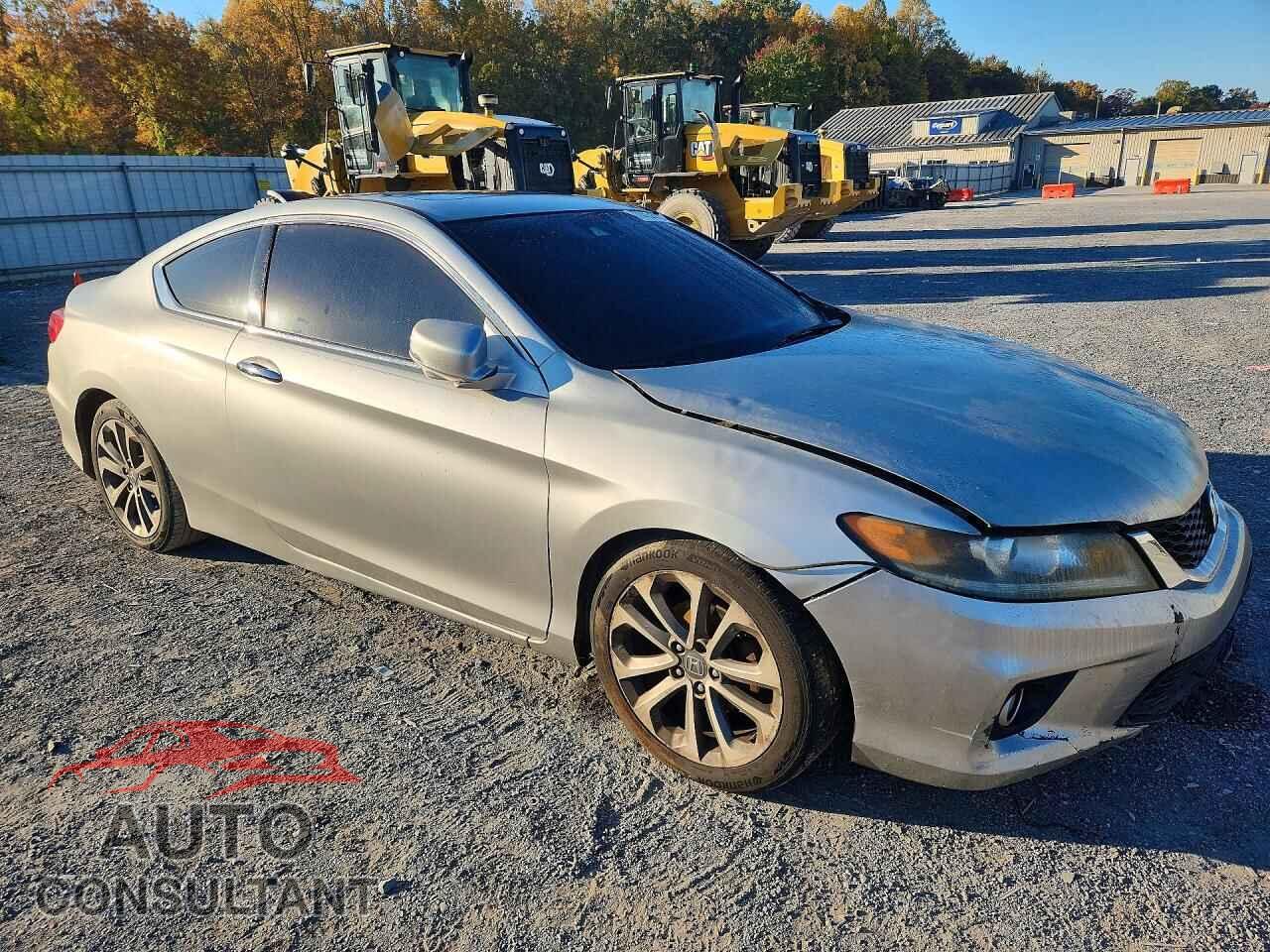 HONDA ACCORD 2013 - 1HGCT2B84DA005867