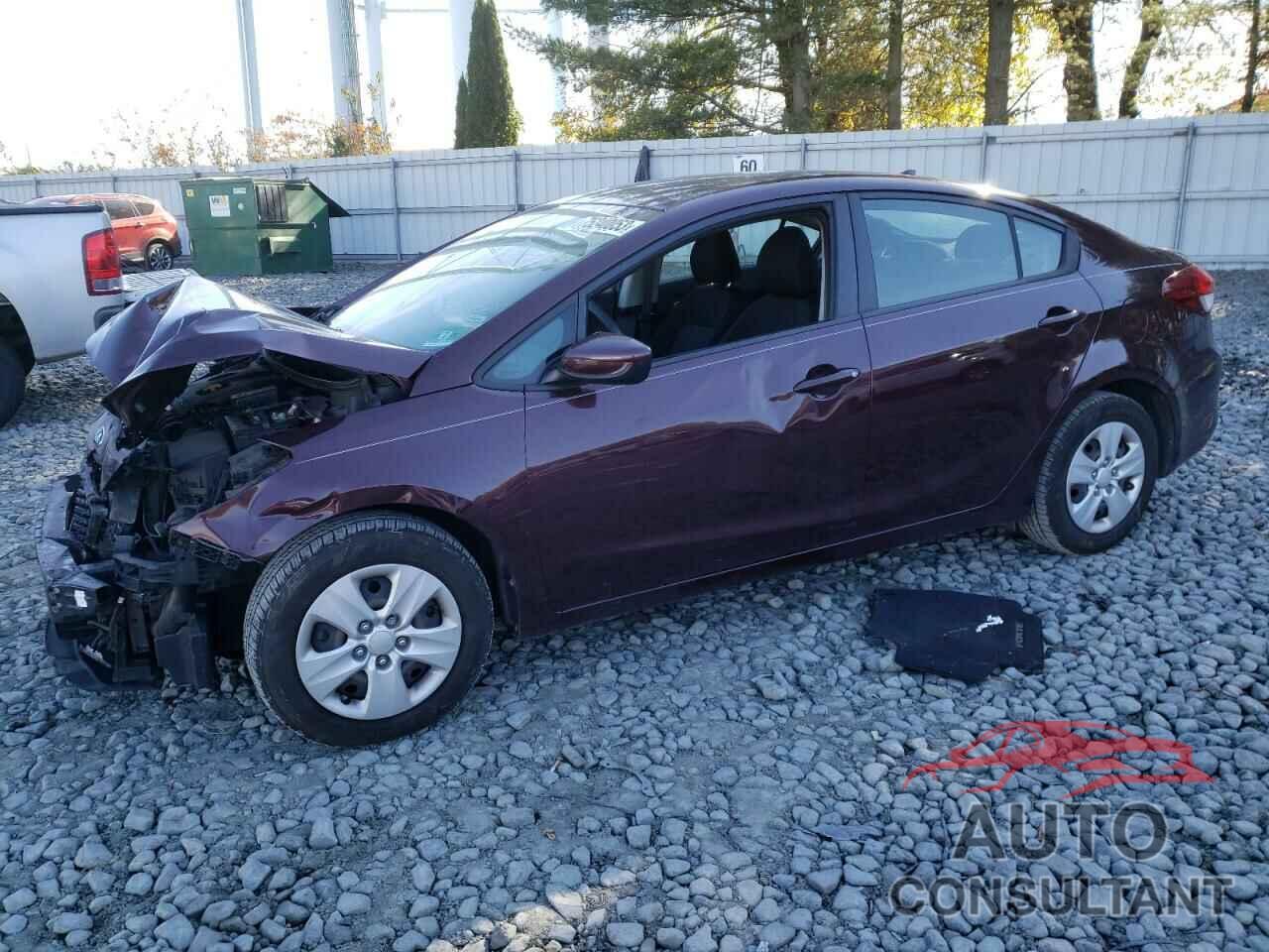 KIA FORTE 2018 - 3KPFK4A74JE255136