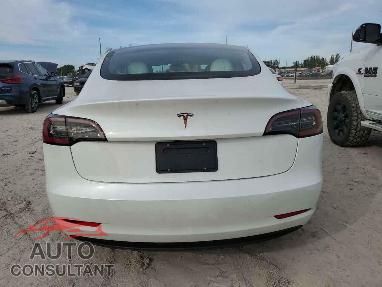 TESLA MODEL 3 2023 - 5YJ3E1EA1PF562653