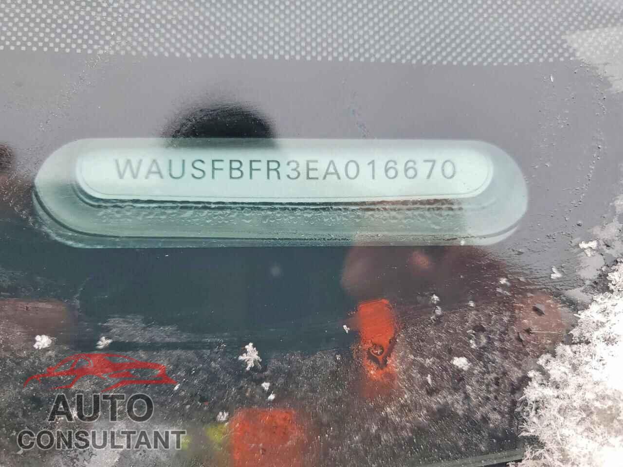 AUDI A5 2014 - WAUSFBFR3EA016670