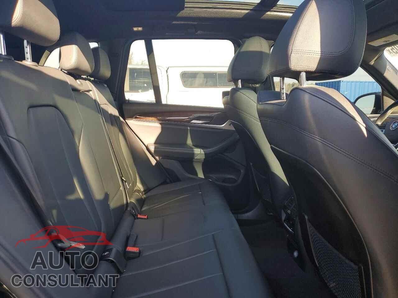 BMW X3 2019 - 5UXTR7C5XKLF26951