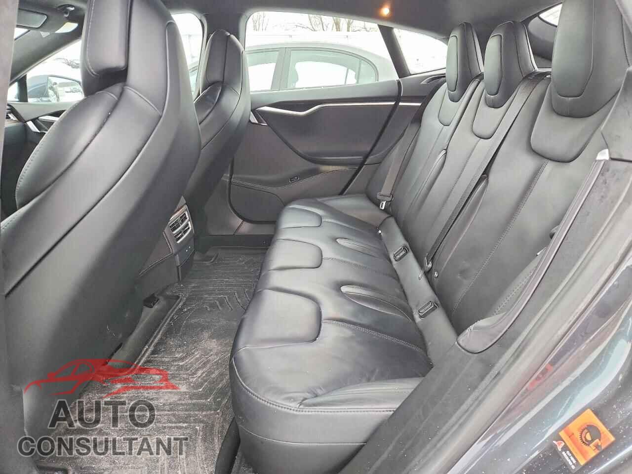 TESLA MODEL S 2017 - 5YJSA1E27HF191659