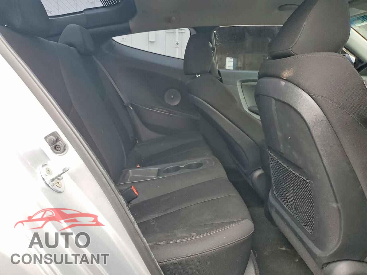 HYUNDAI VELOSTER 2017 - KMHTC6AD6HU305561
