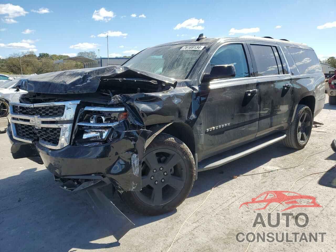 CHEVROLET SUBURBAN 2018 - 1GNSKHKC1JR292223