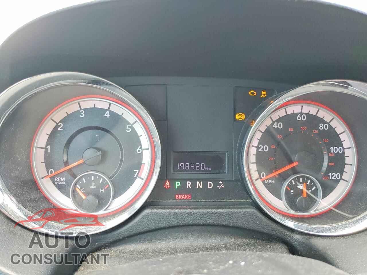 DODGE CARAVAN 2011 - 2D4RN3DG8BR627509