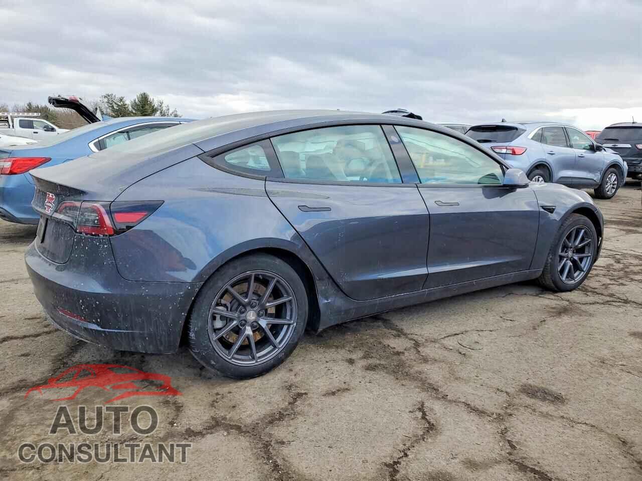 TESLA MODEL 3 2023 - 5YJ3E1EA4PF704137