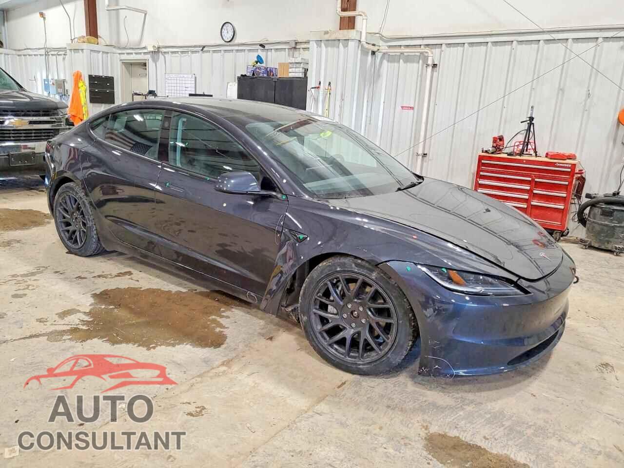 TESLA MODEL 3 2024 - 5YJ3E1EBXRF736764