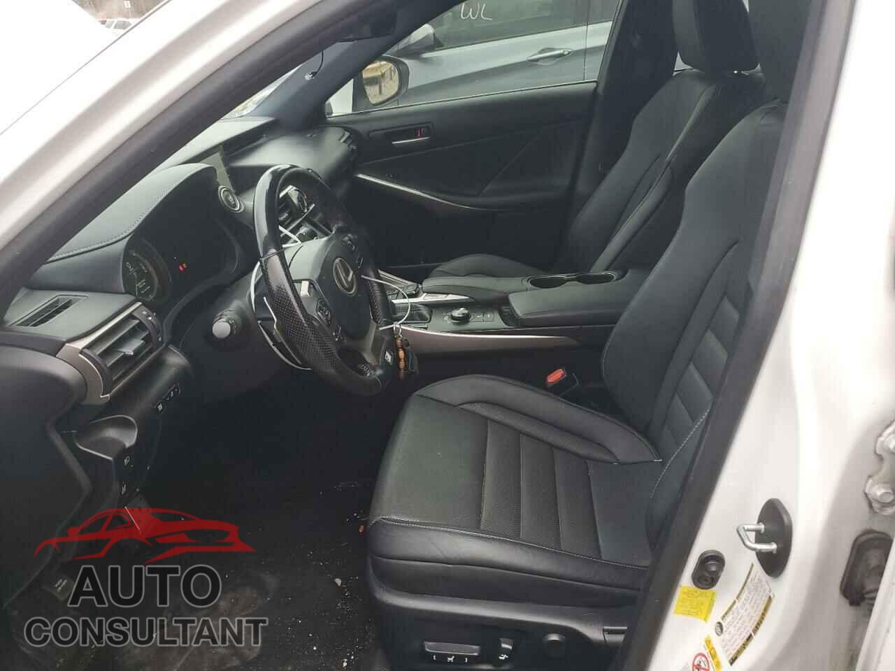 LEXUS IS 2017 - JTHBE1D22H5029699