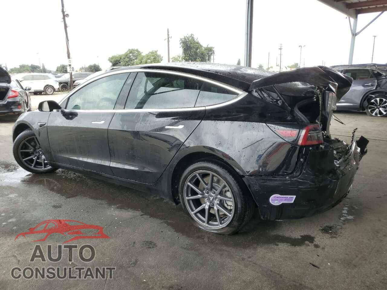 TESLA MODEL 3 2018 - 5YJ3E1EAXJF172237