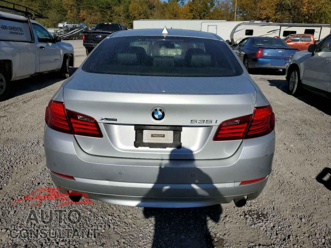 BMW 5 SERIES 2013 - WBAFU7C55DDU77159