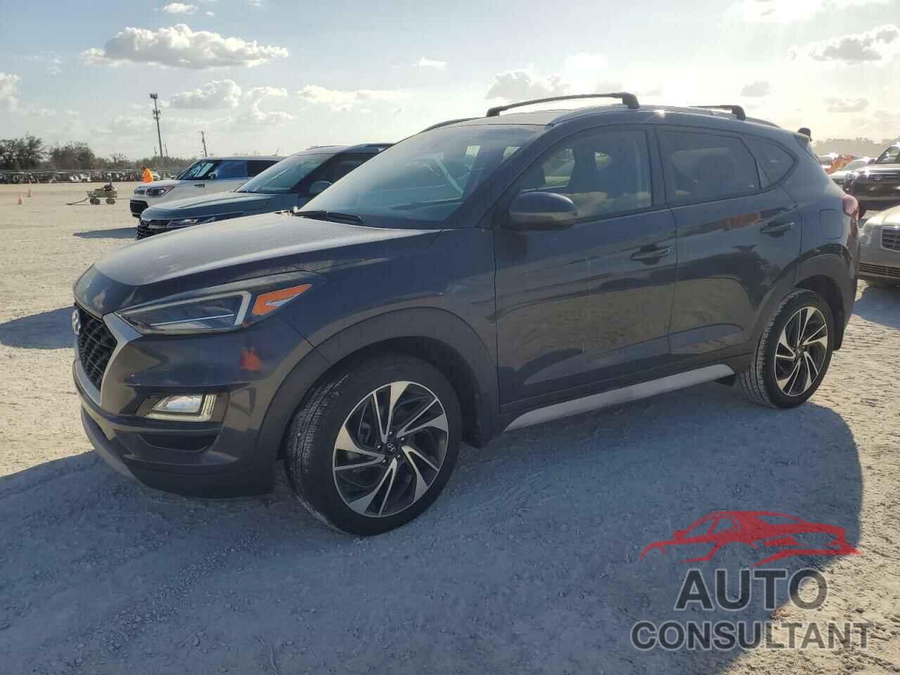 HYUNDAI TUCSON 2021 - KM8J33AL7MU290401