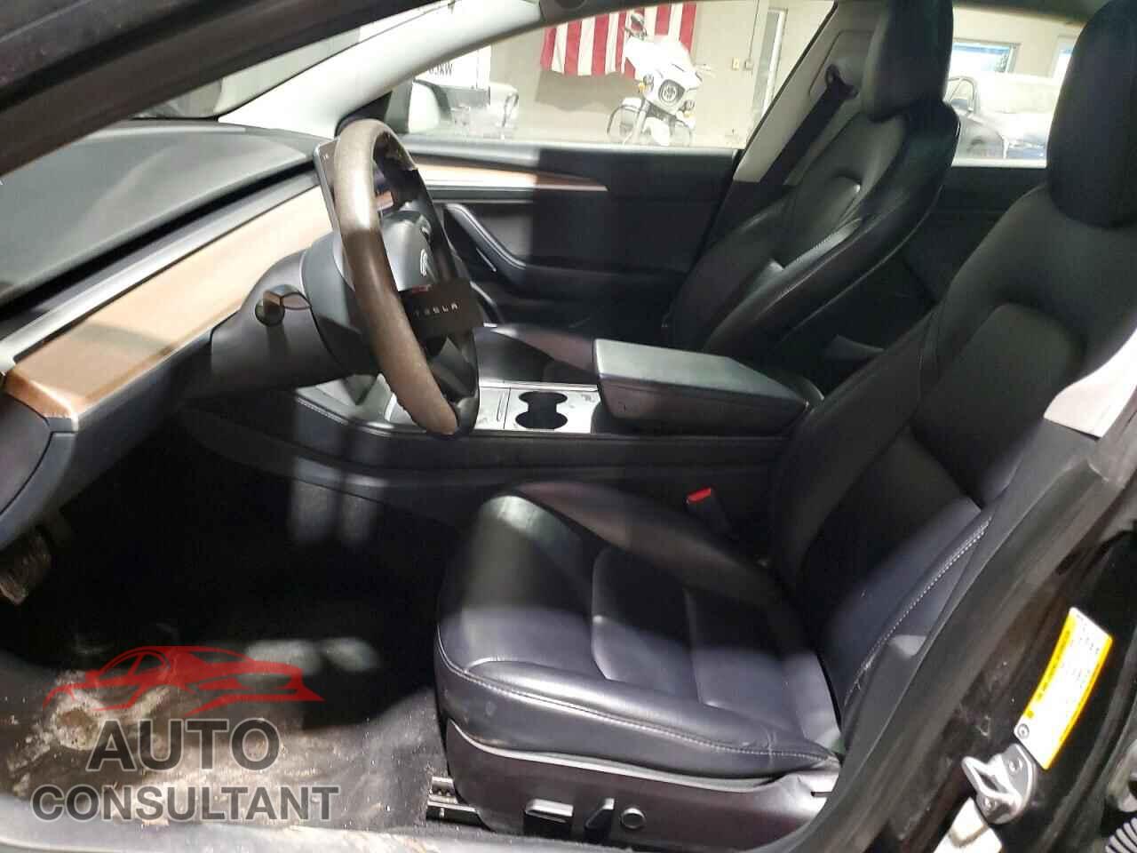 TESLA MODEL 3 2023 - 5YJ3E1EA4PF450784