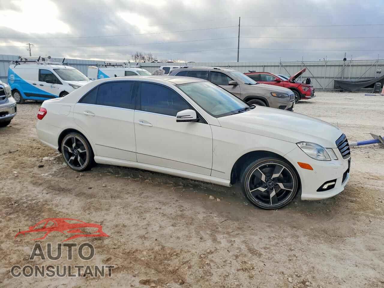 MERCEDES-BENZ E-CLASS 2011 - WDDHF5GB2BA277502