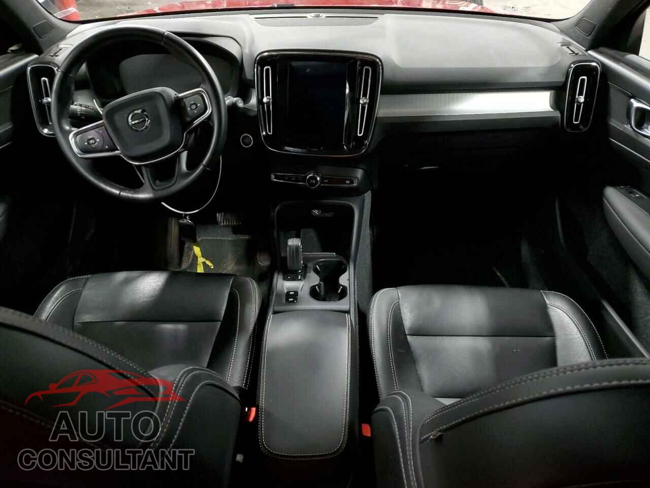 VOLVO XC40 2020 - YV4162UK1L2263078