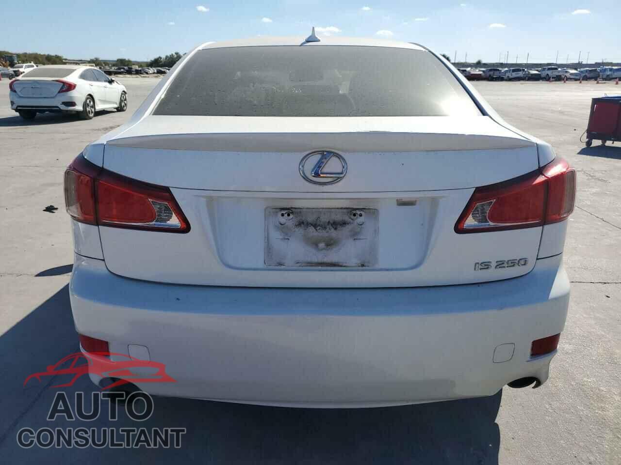 LEXUS IS 2013 - JTHBF5C28D5188422