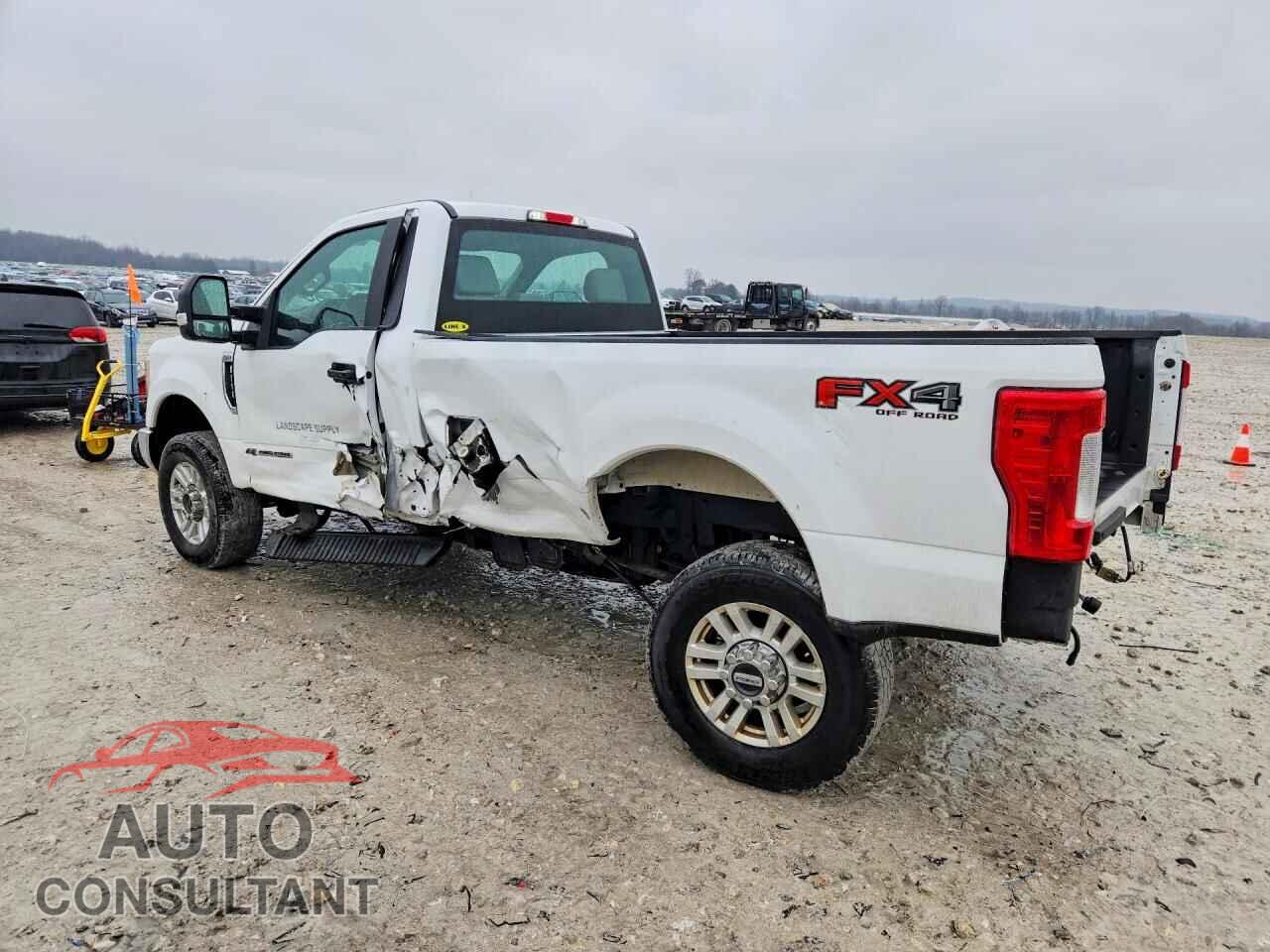 FORD F350 2017 - 1FTRF3BT6HEE54704