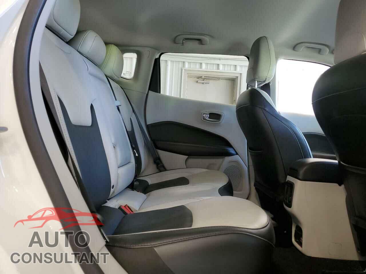 JEEP COMPASS 2020 - 3C4NJCCB2LT198430