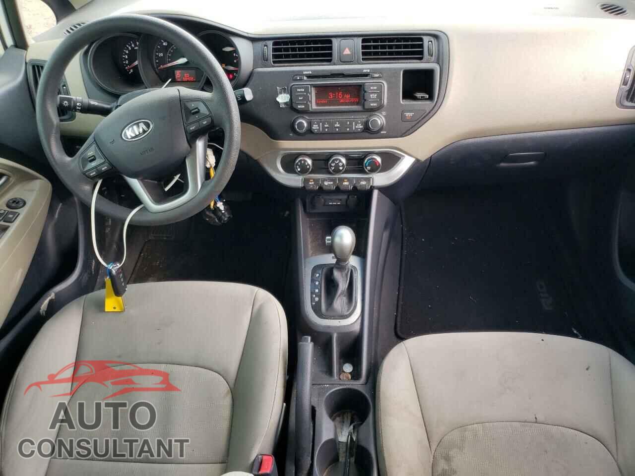 KIA RIO 2015 - KNADM4A33F6453232
