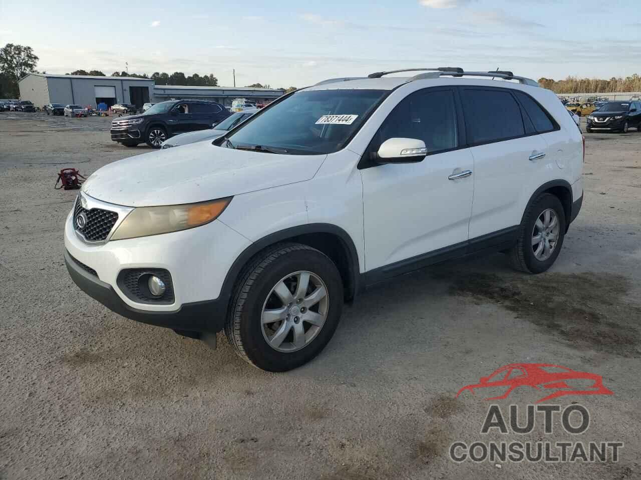 KIA SORENTO 2011 - 5XYKT4A14BG175783