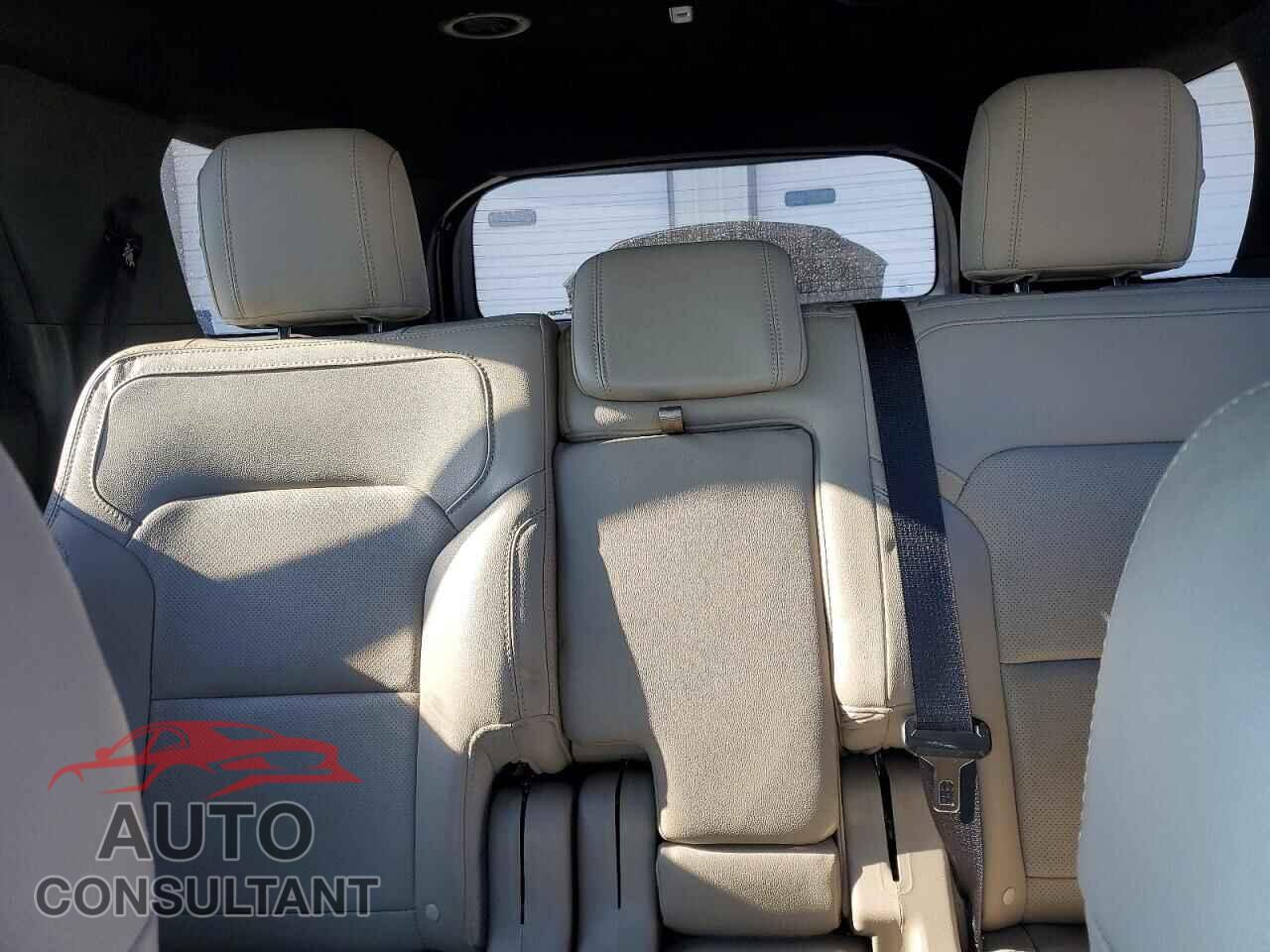 FORD EXPLORER 2018 - 1FM5K7F87JGB51699