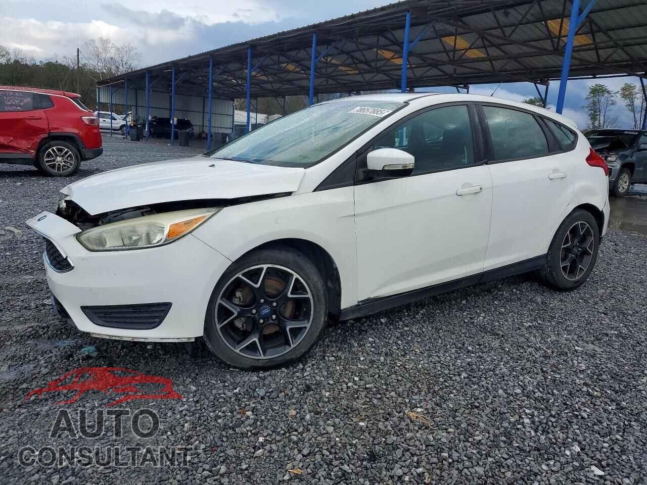 FORD FOCUS 2016 - 1FADP3K27GL270600