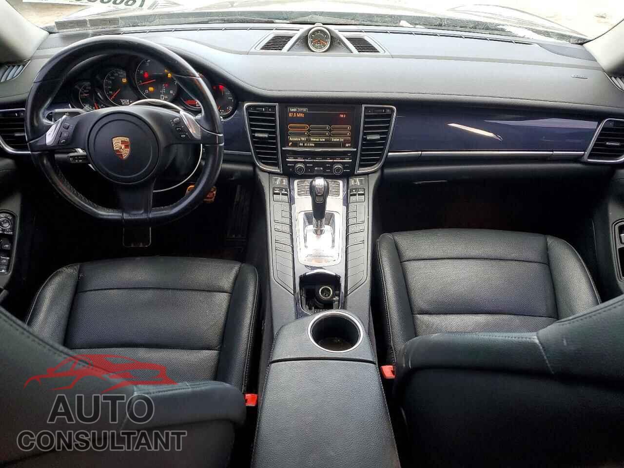 PORSCHE PANAMERA 2014 - WP0AA2A70EL010087